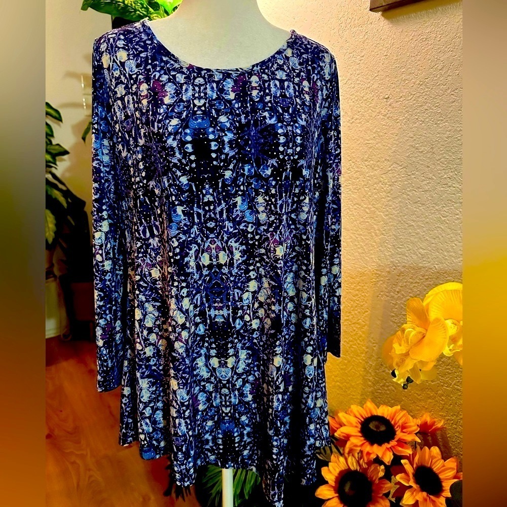 Rafaella beautiful beaded shirt size M